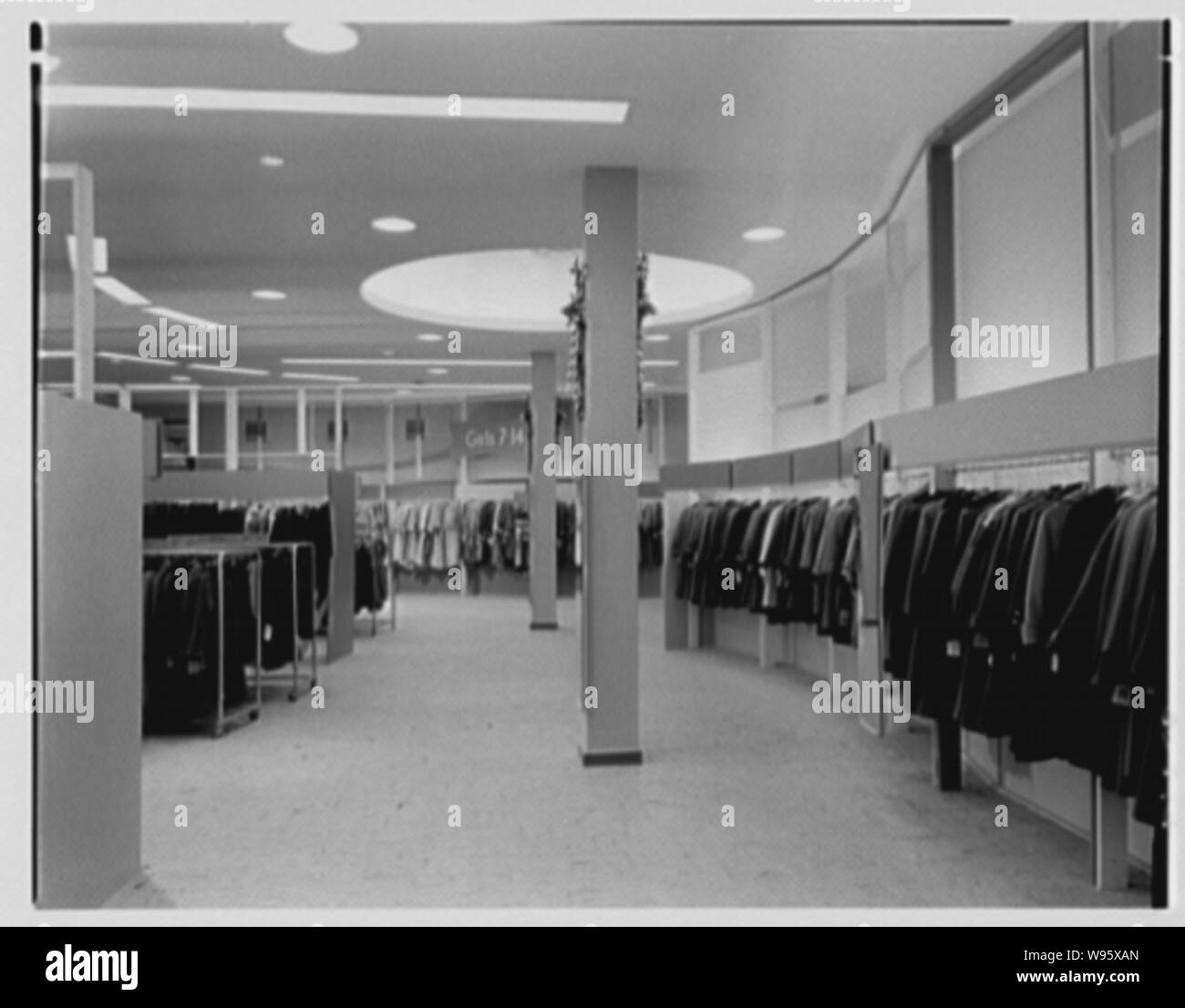 Alexander's, business in White Plains, New York Stock Photo Alamy