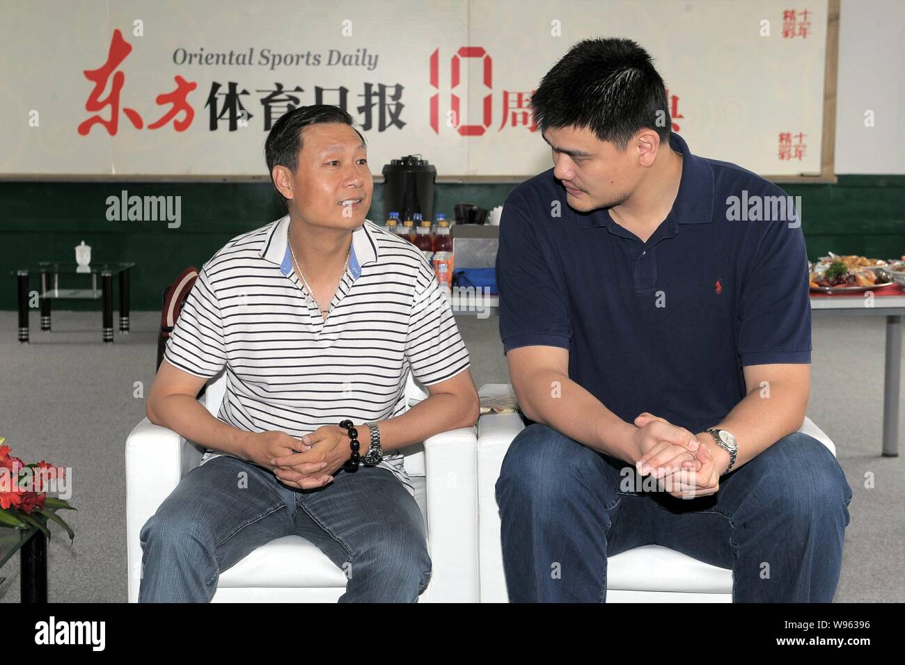 Retired Chinese basketball superstar Yao Ming is pictured during the 10th anniversary ceremony of Oriental Sports Daily in Shanghai, China, 23 May 201 Stock Photo
