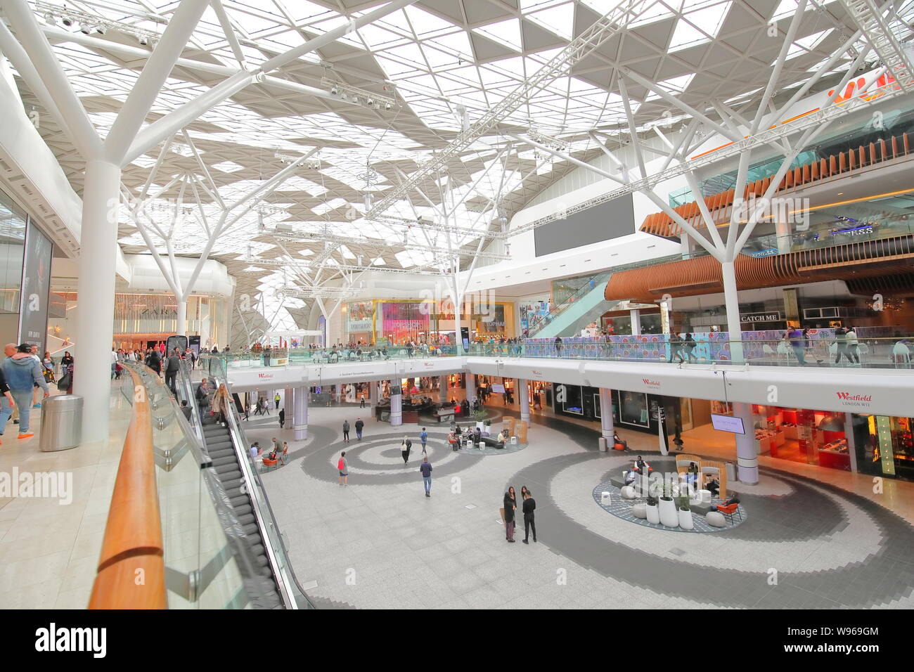 People visit Westfield shopping mall London UK Stock Photo - Alamy