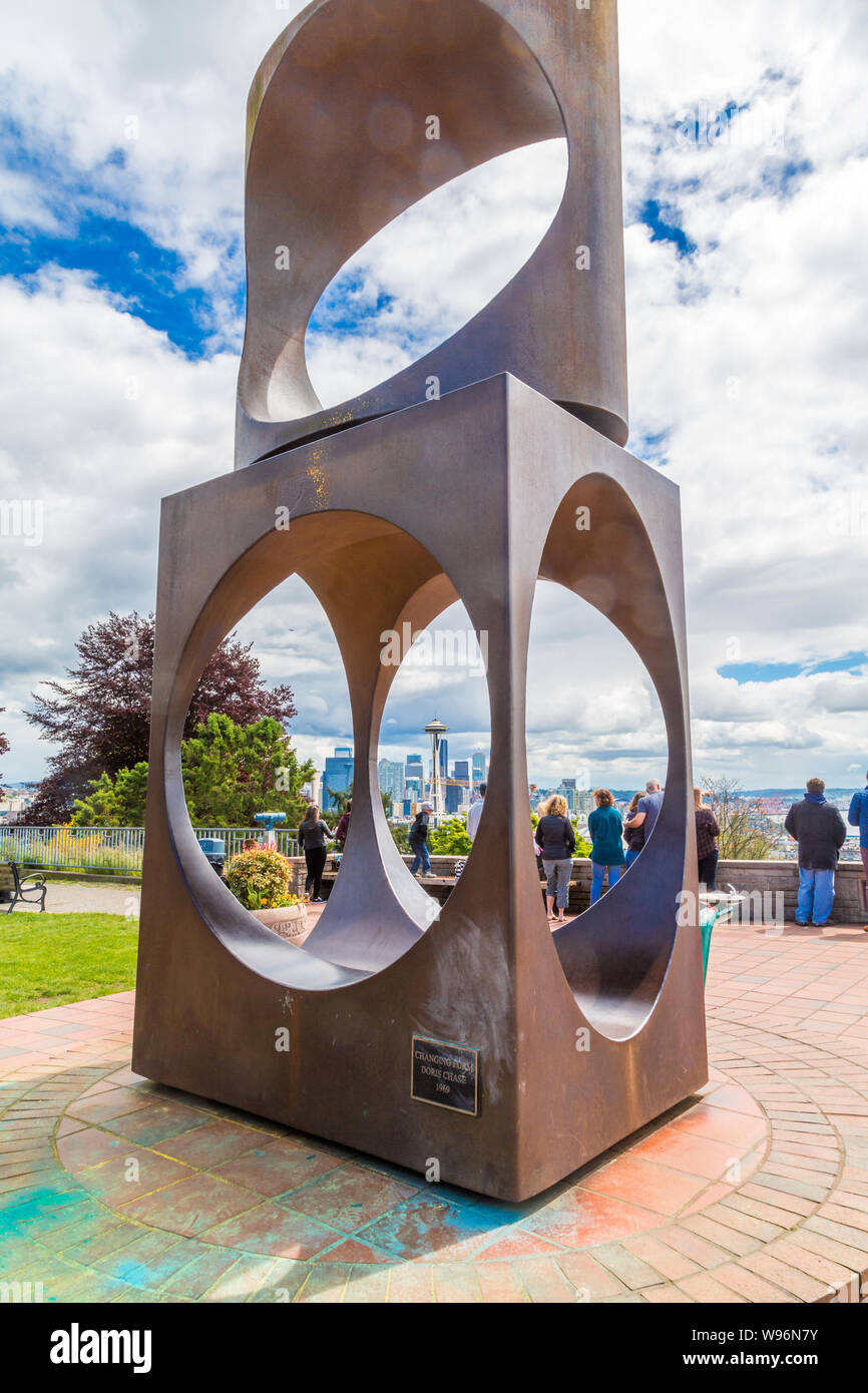 Tourists on Queen Anne Hill in Kerry Park with view of Seattle in ...