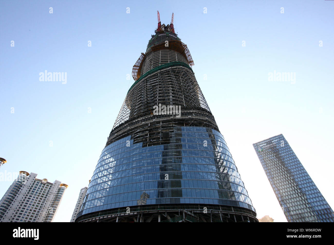 The Shanghai Tower is under construction in the Lujiazui Financial ...