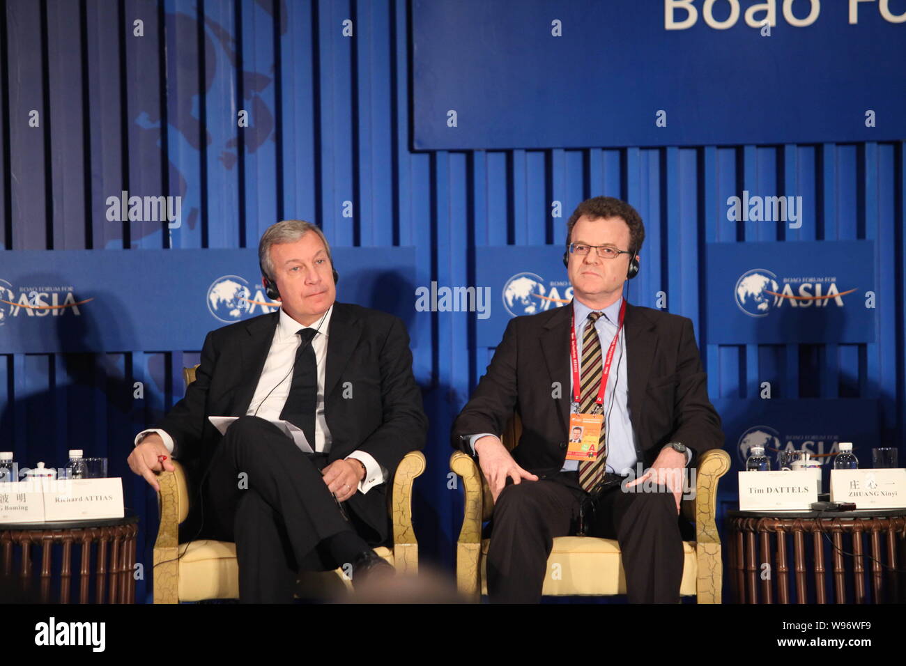 Richard Attias (L), executive chairman of Richard Attias and Associates,  and Tim Dattels, Partner of TPG Capitalis, are pictured during the Boao  Forum Stock Photo - Alamy