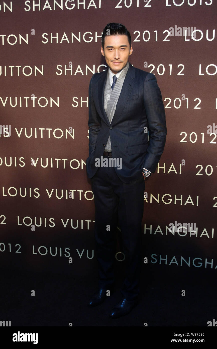 Chinese model Hu Bin attends the opening ceremony for the Louis Vuitton  Maison in Shanghai, China, 18 July 2012 Stock Photo - Alamy