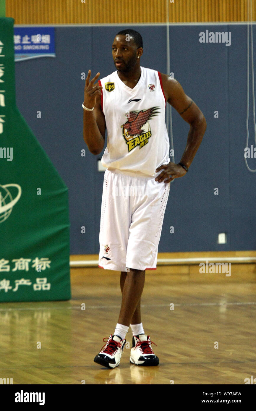 Nba Player Dwight Howard Orlando Magic Tries Dunk Campaign Shanghai – Stock  Editorial Photo © ChinaImages #245259384