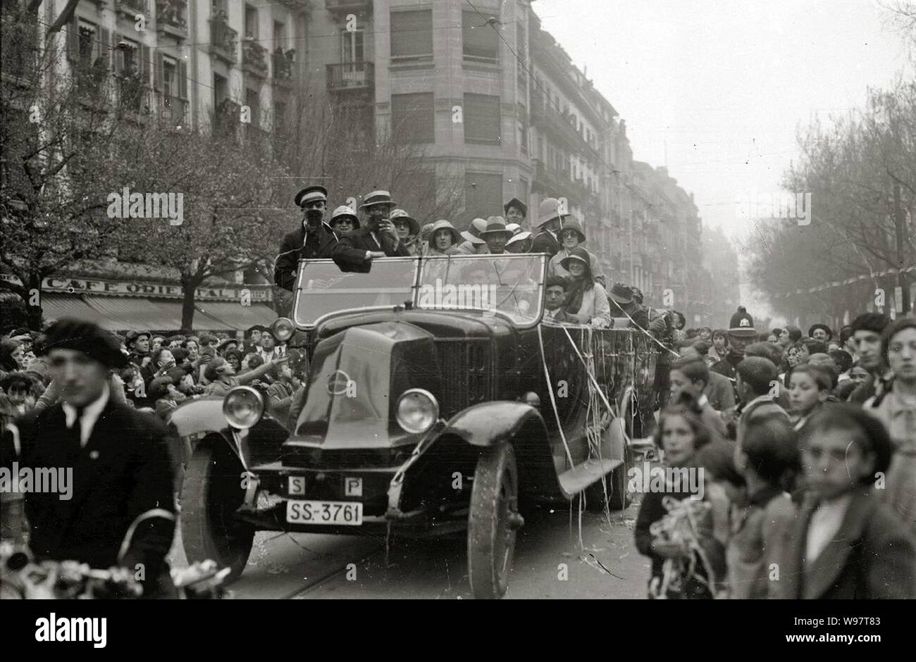 Carnaval de fondo hi-res stock photography and images - Alamy
