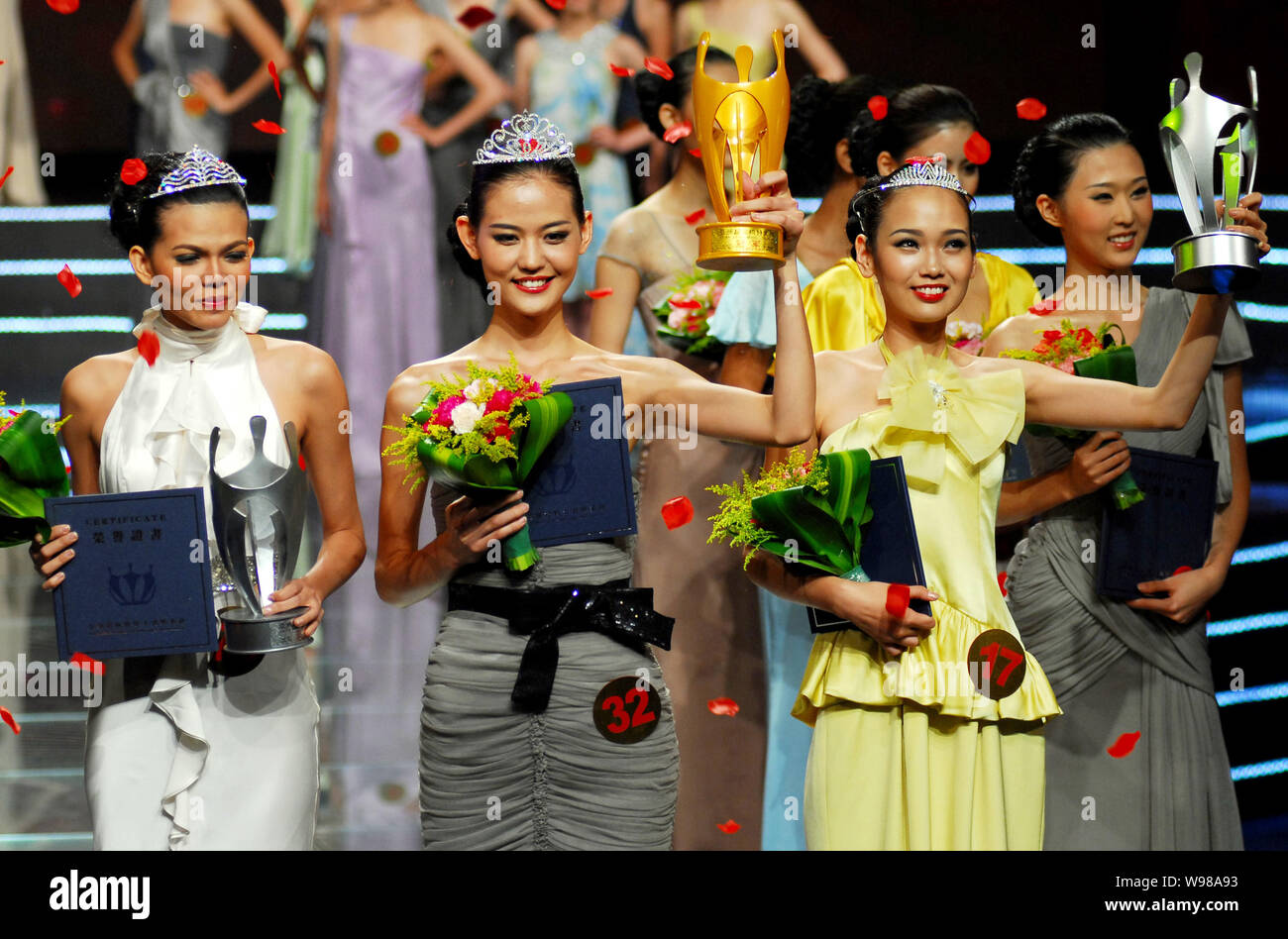 Champion Xin Rui of China, front center, first runner-up Triworapan  Kalanatcha of Thailand, front left, and second runner-up Batbayar  Nominerdene of M Stock Photo - Alamy