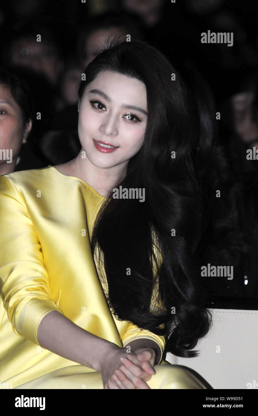 Chinese actress Fan Bingbing attends a press conference and fashion show of  Viscap Exclusive Style as the image ambassador of the brand in Shanghai, C  Stock Photo - Alamy