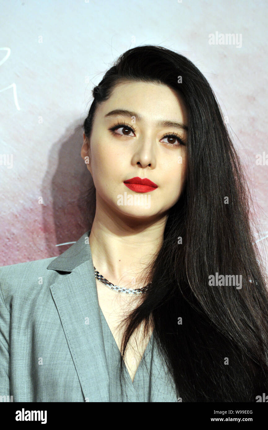 Chinese actress Fan Bingbing attends the premiere of the movie, Buddha  Mountain, in Beijing, China, 24 February 2011 Stock Photo - Alamy