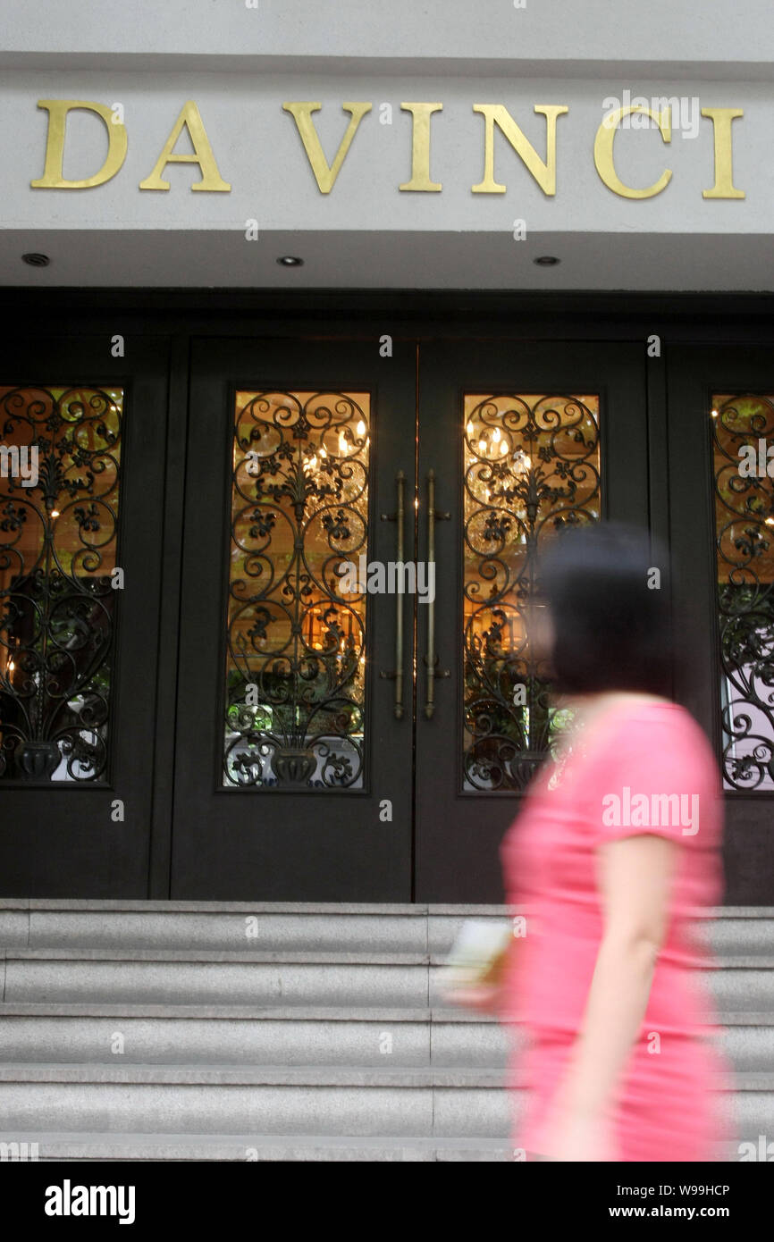 Davinci furniture hires stock photography and images Alamy