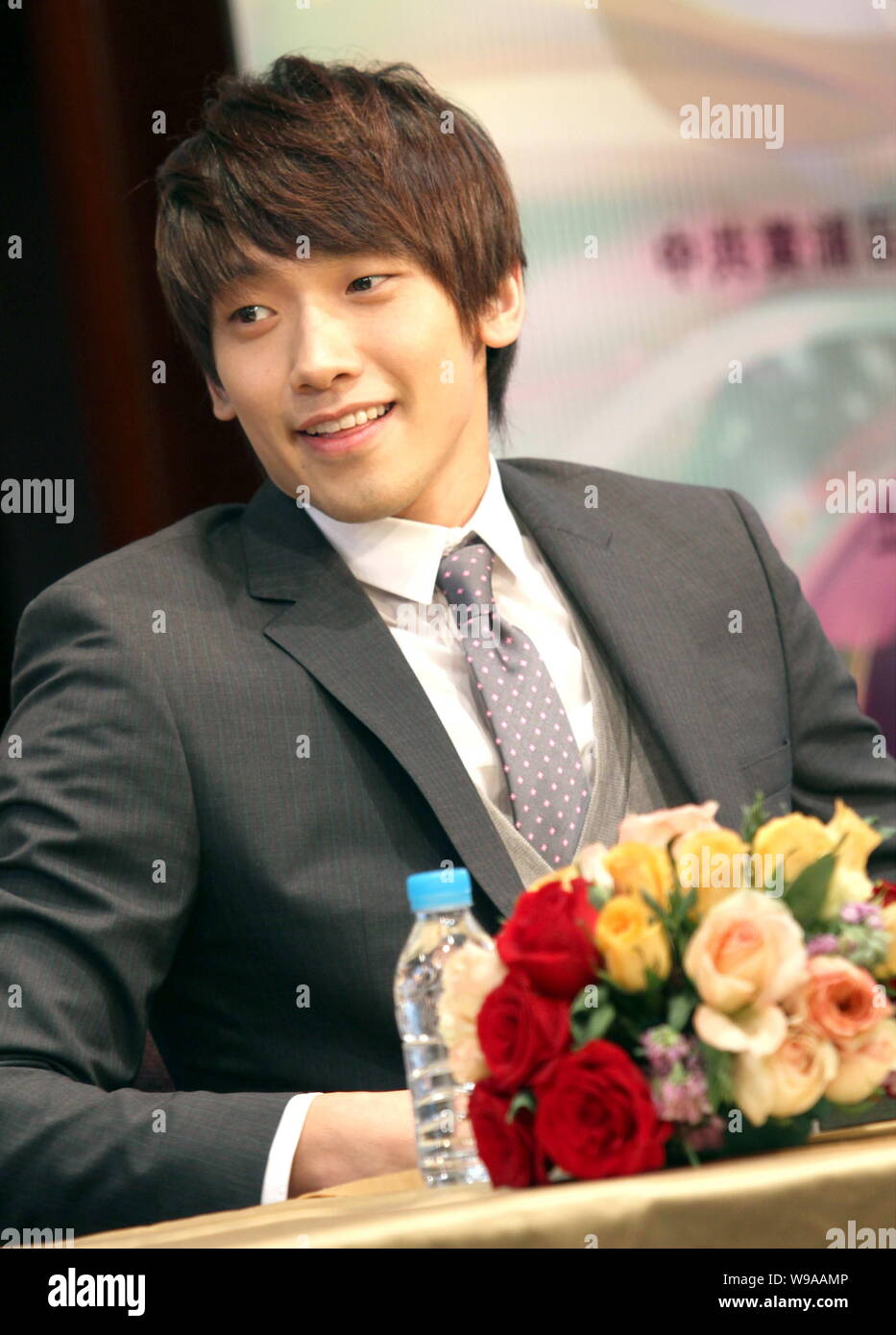 South Korean Singer And Actor Jeong Ji Hoon Known As Rain Is Seen At A Press Conference For An International Music Gala In Shanghai China 29 March Stock Photo Alamy