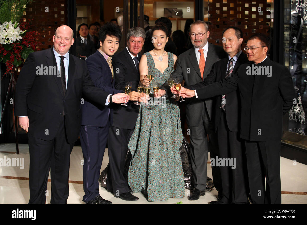 From left) Christopher Zanardi-Landi, CEO of Louis Vuitton China, Chinese  pianist Lang Lang, Yves Carcelle, Chairman and CEO of Louis Vuitton, Chines  Stock Photo - Alamy