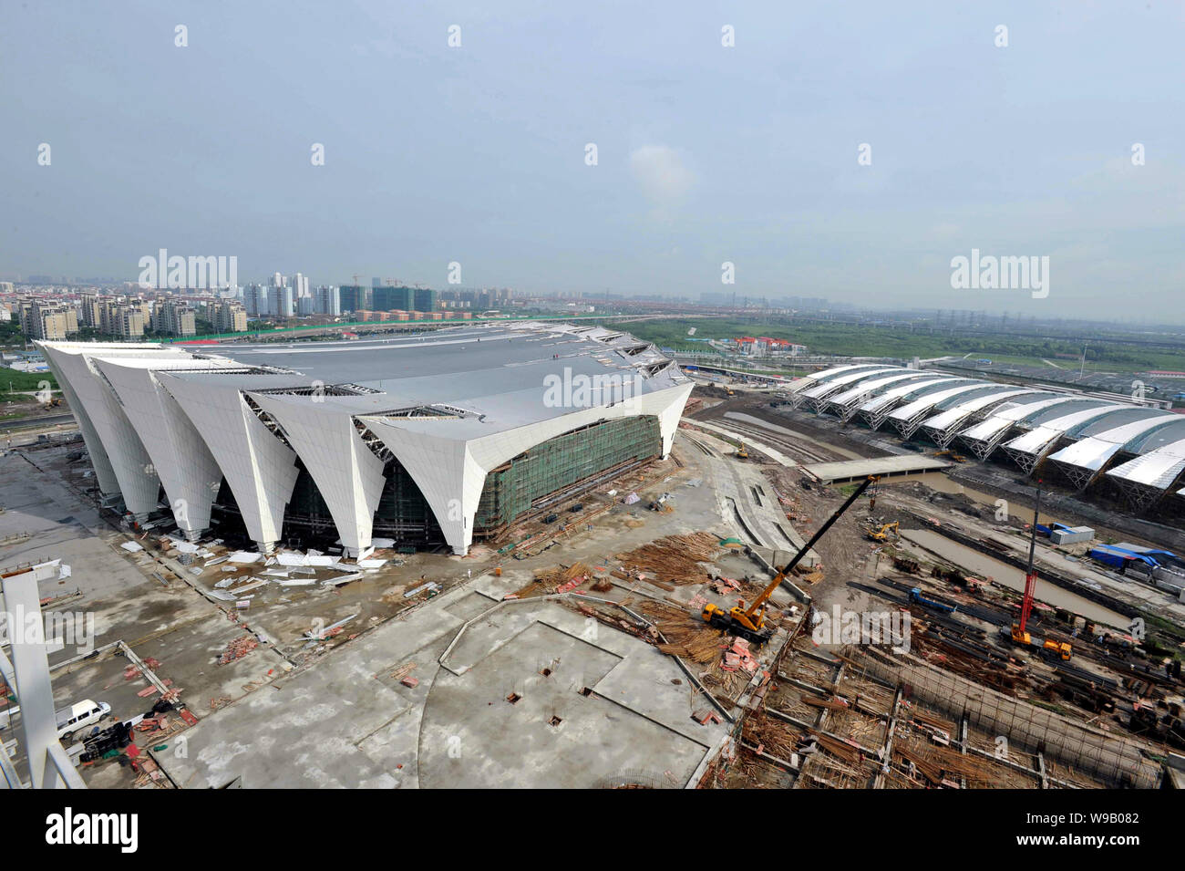 View of the Shanghai Oriental Sport Center under construction for the 14th FINA World Championships in Shanghai, China, 13 September 2010.   The 14th Stock Photo