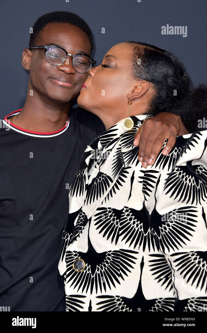 Aunjanue Ellis Husband