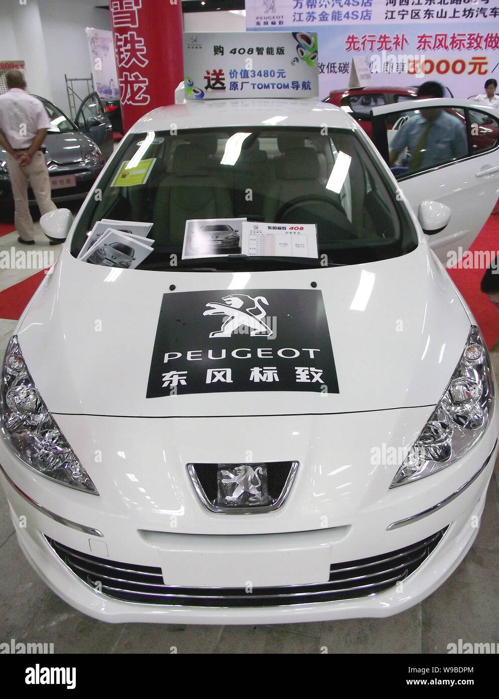 Peugeot 107 hatchback review - CarBuyer 