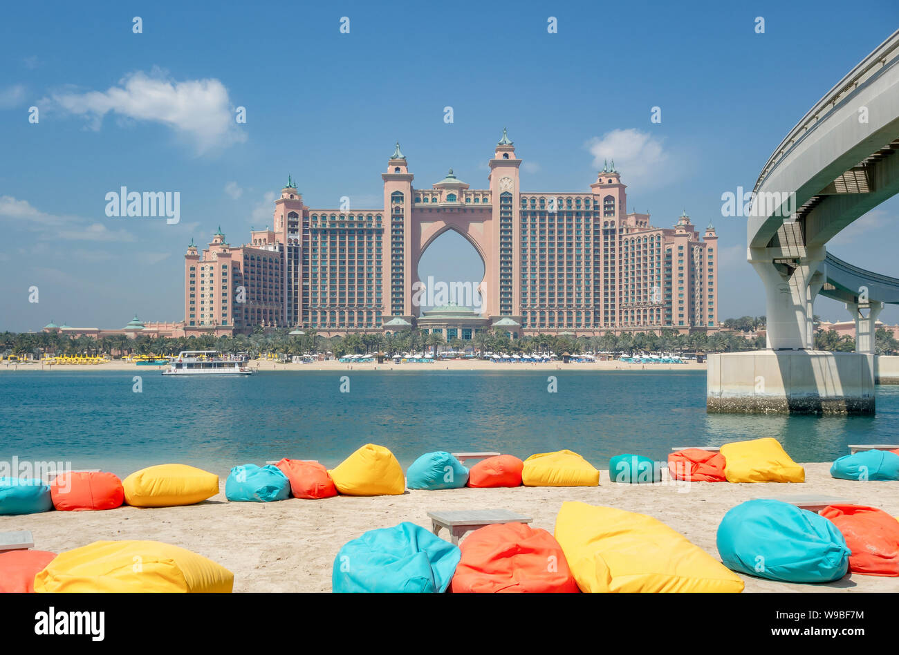 The palm in dubai hi-res stock photography and images - Alamy