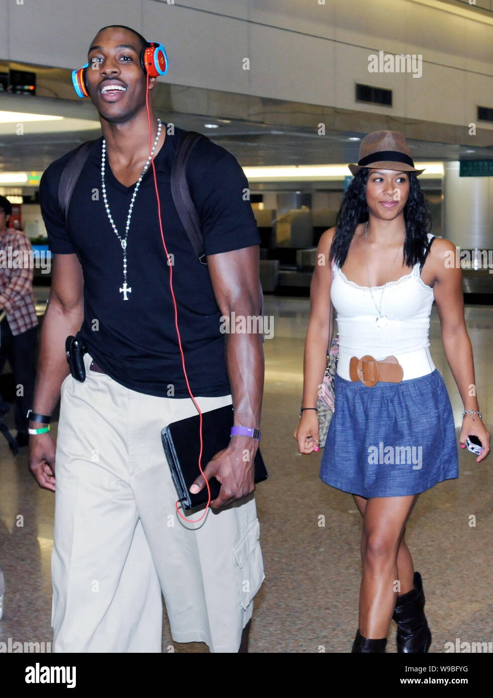NBA basketball player Dwight Howard of the Orlando Magic (left) and his  girlfriend are seen during the Yao Foundation Charity Tour at Taiwan  Taoyuan I Stock Photo - Alamy