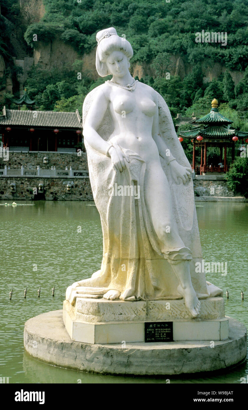 The statue of Yang Yuhuan, known as Yang Guifei, the imperial concubine of Emporer Xuanzong (Li Longji) of Tang Dynasty, is displayed in Huaqing Hot S Stock Photo
