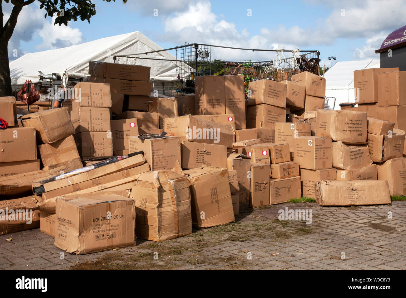 Imported chinese cardboard boxes of garden supplies being delivered to