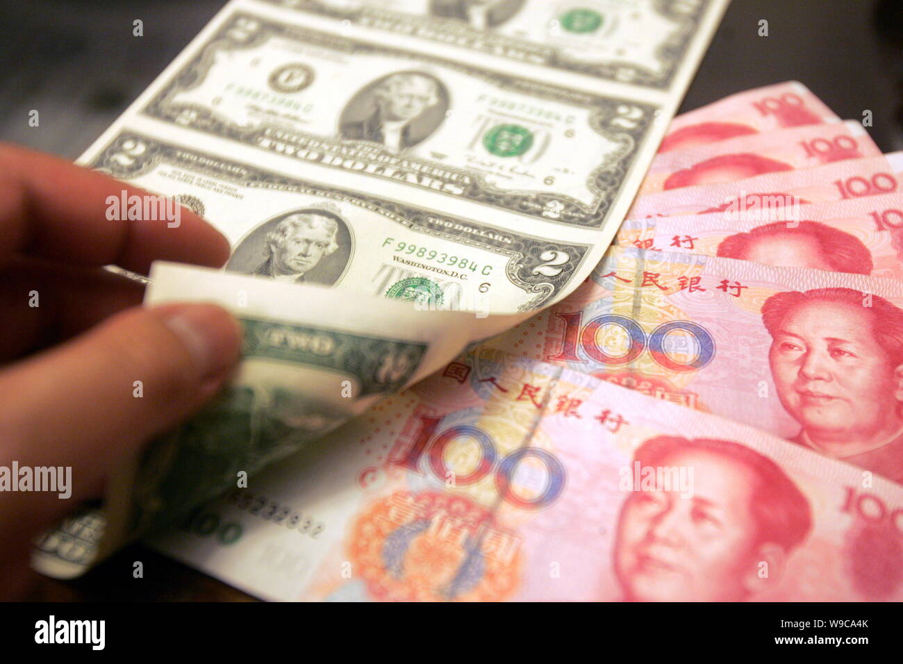 100 usd to rmb