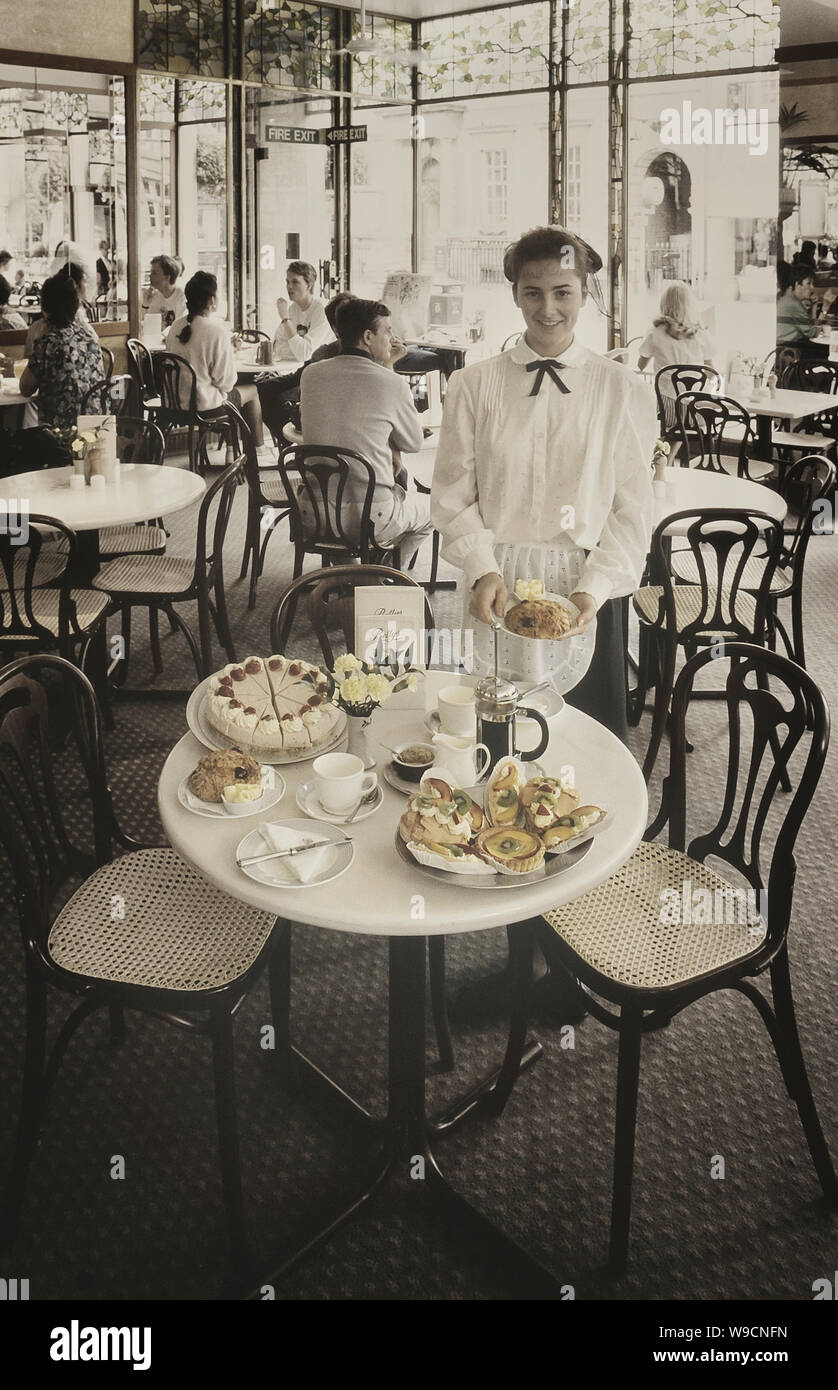 Bettys Tea Rooms Harrogate Yorkshire England Uk Stock