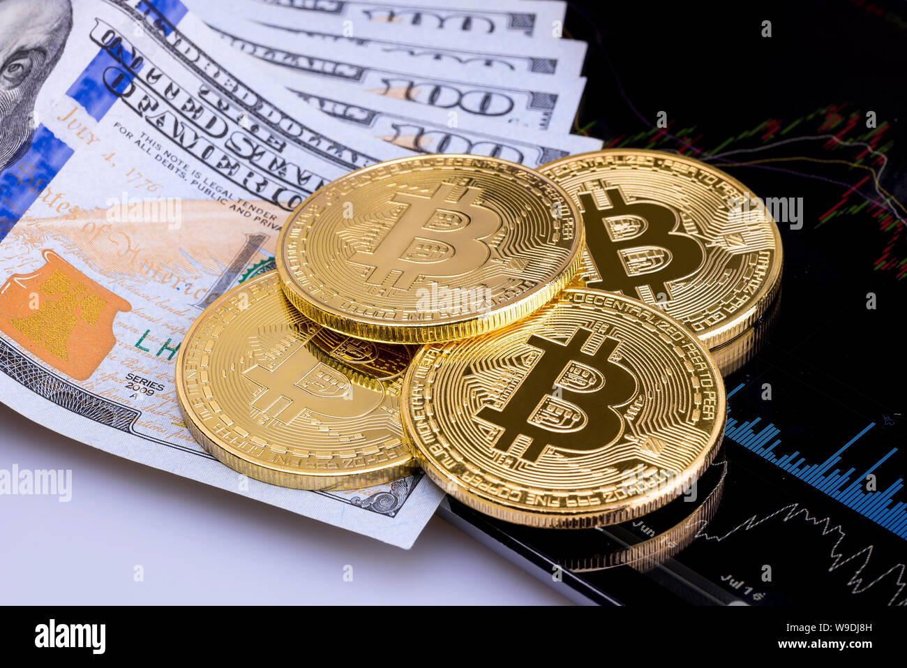US Dollar bank and bitcoin putting on investment with money moving graph in  background.Conceptual design for technology of Cryptocurrency and Blockcha  Stock Photo - Alamy