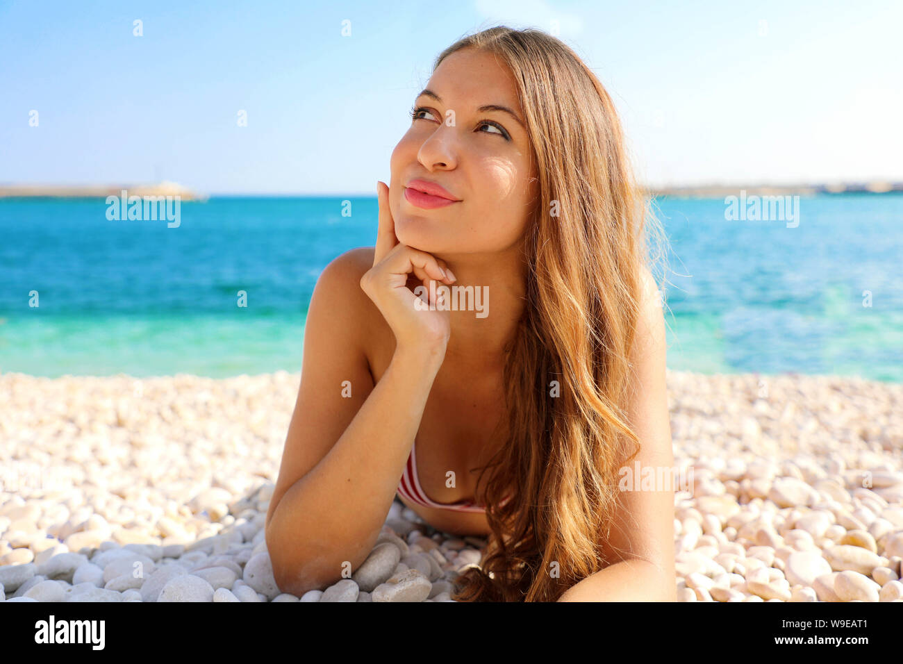 Girls Beach Dreaming