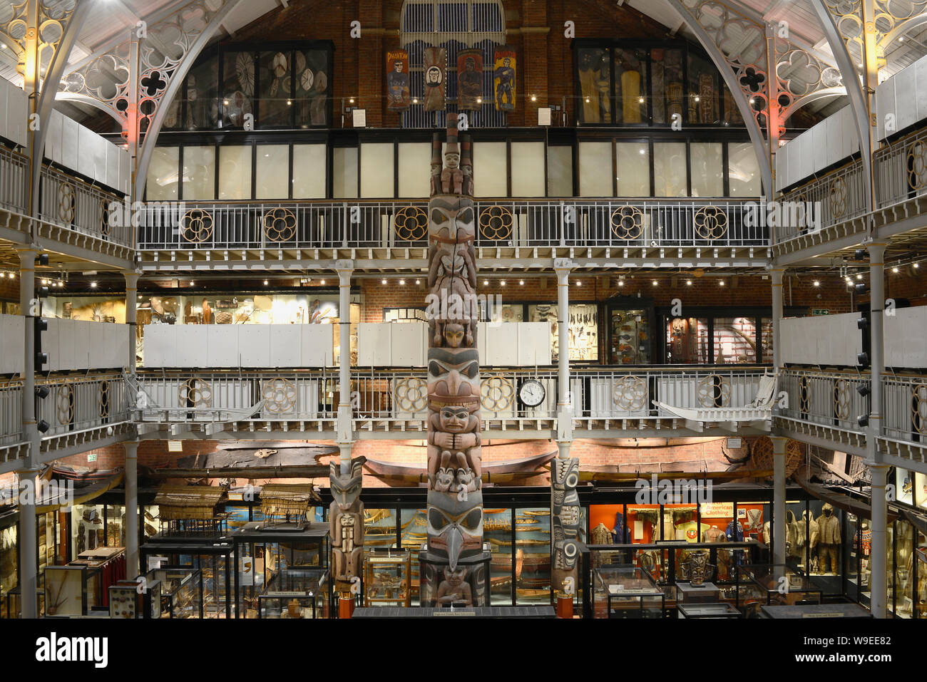 Pitt rivers oxford interior hi-res stock photography and images - Alamy