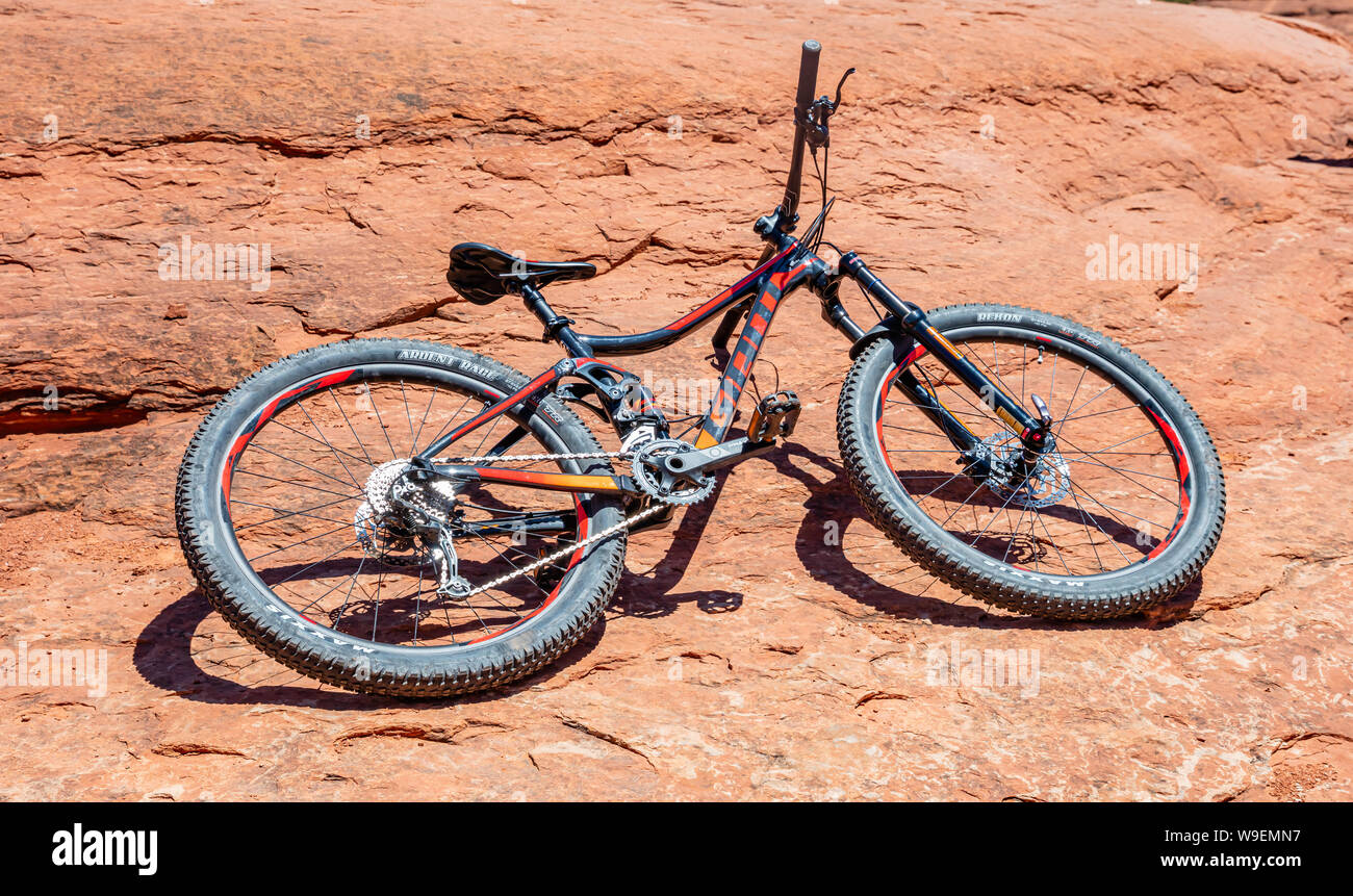 Sedona Arizona USA. May 25, 2019. Bicycle on red orange desert  background Stock Photo