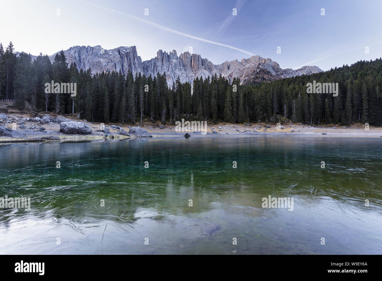 Lago di Carezza and the Latemar mountain range Stock Photo
