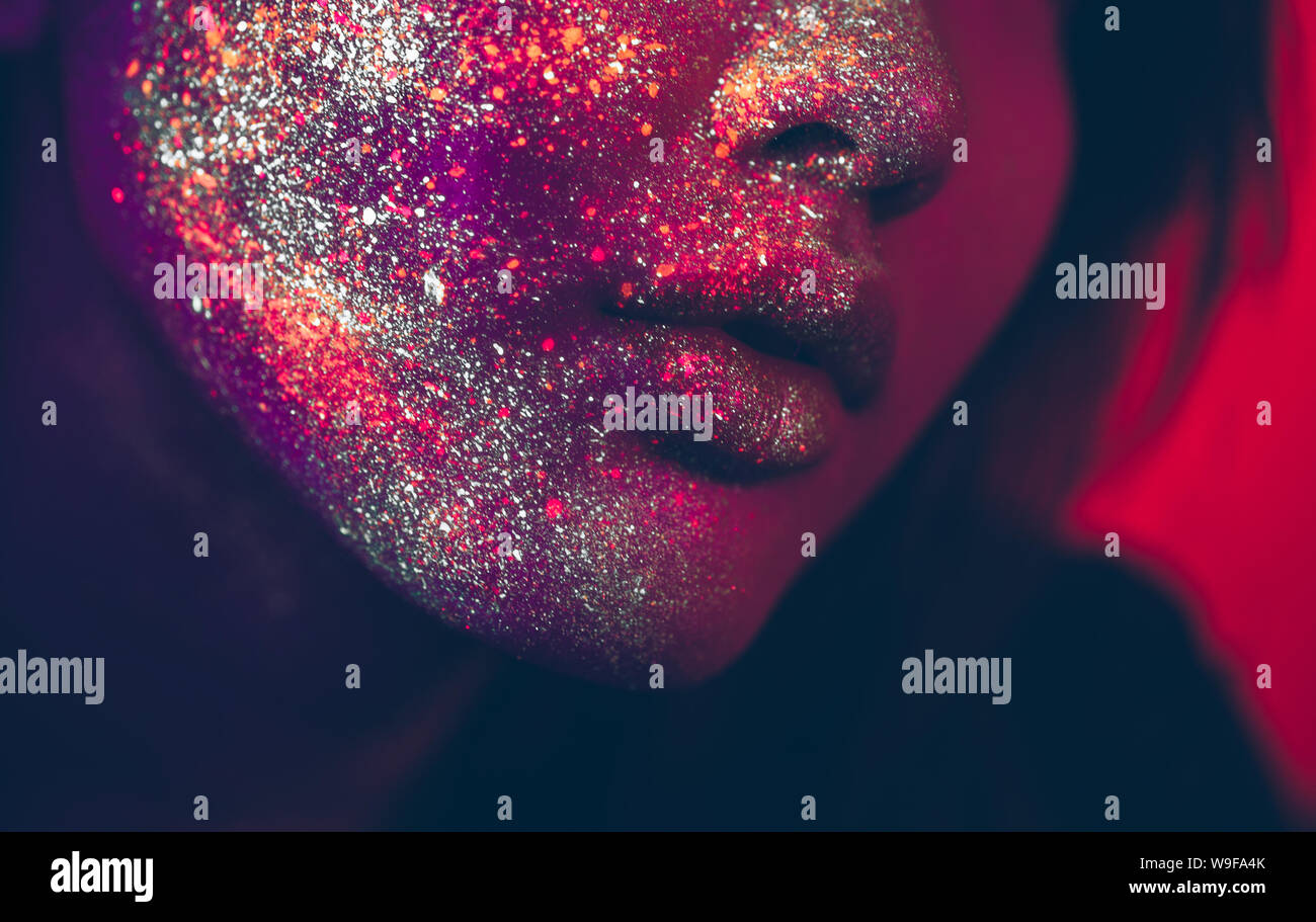 Neon body paint hi-res stock photography and images - Page 2 - Alamy