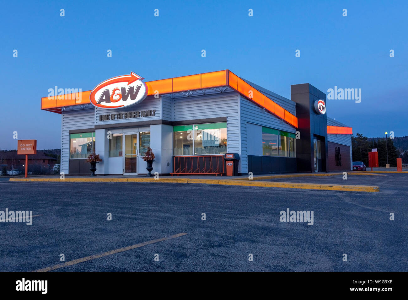 Canadian burger chain hi-res stock photography and images - Alamy