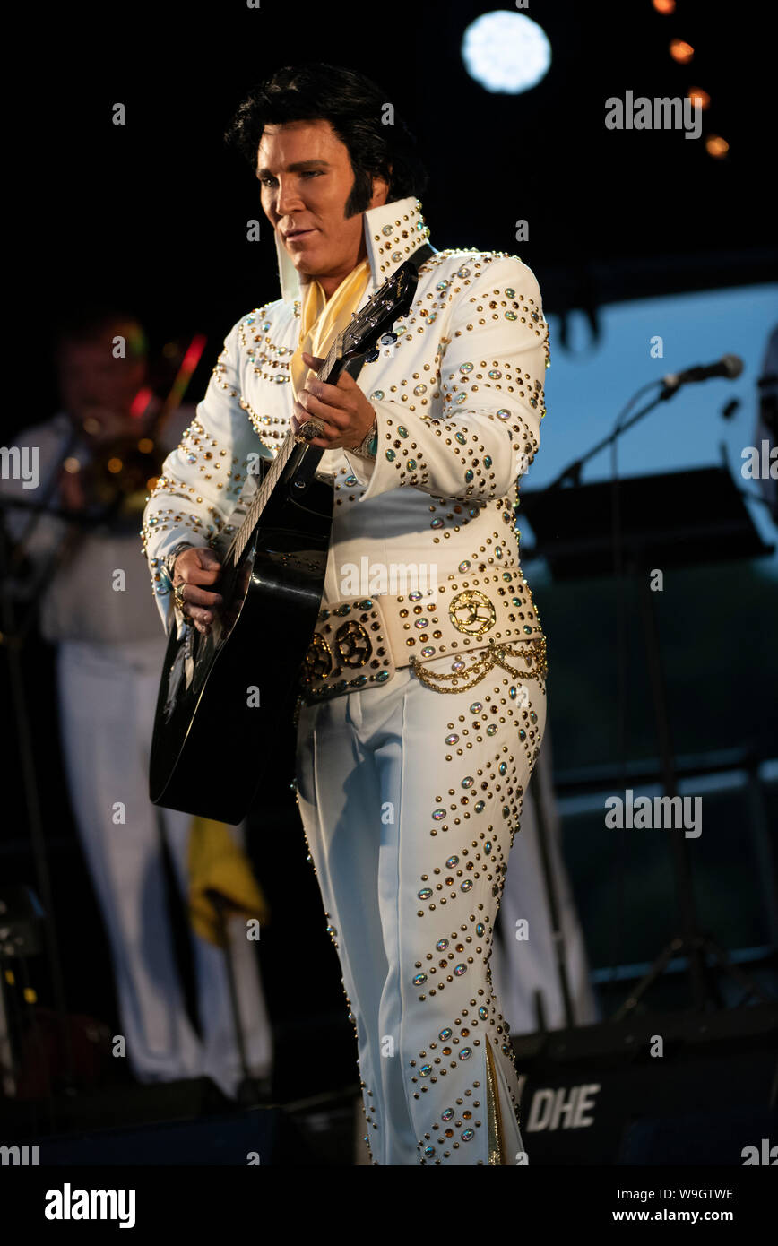 Gordon Hendricks aka Elvis Presley Stock Photo Alamy