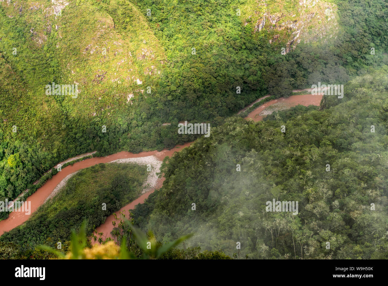 powerful Urubamba river turn in montain forest in Peru Stock Photo