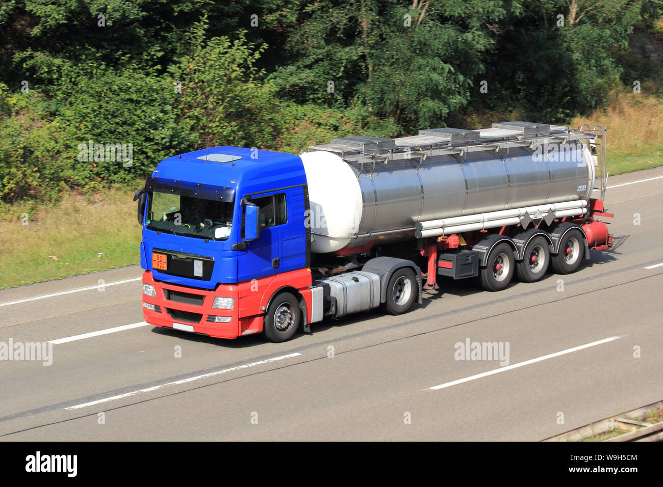 Petrol Transport Truck Stock Photos & Petrol Transport Truck Stock