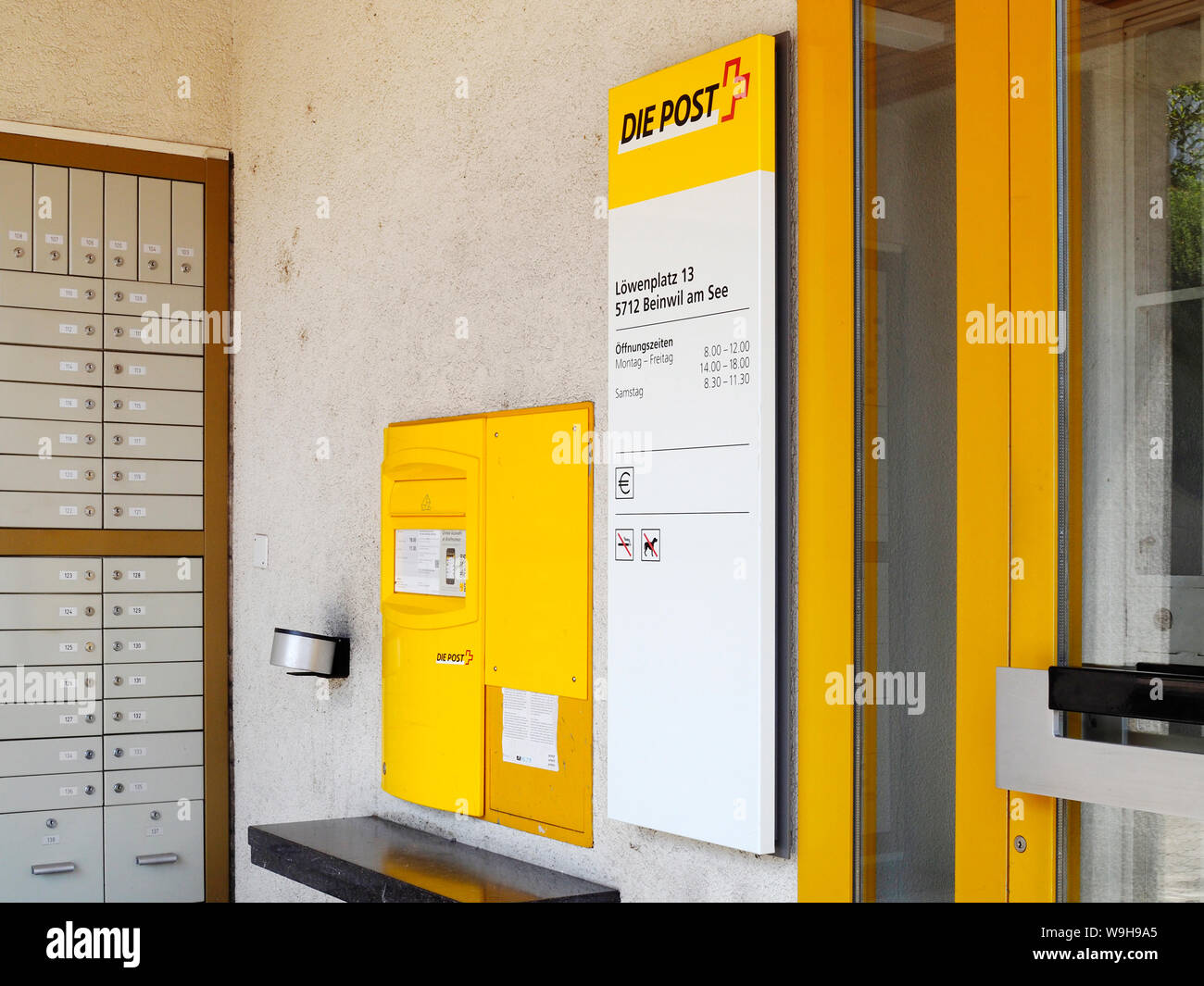 Geschlossene Poststelle in Beinwil am See AG Stock Photo