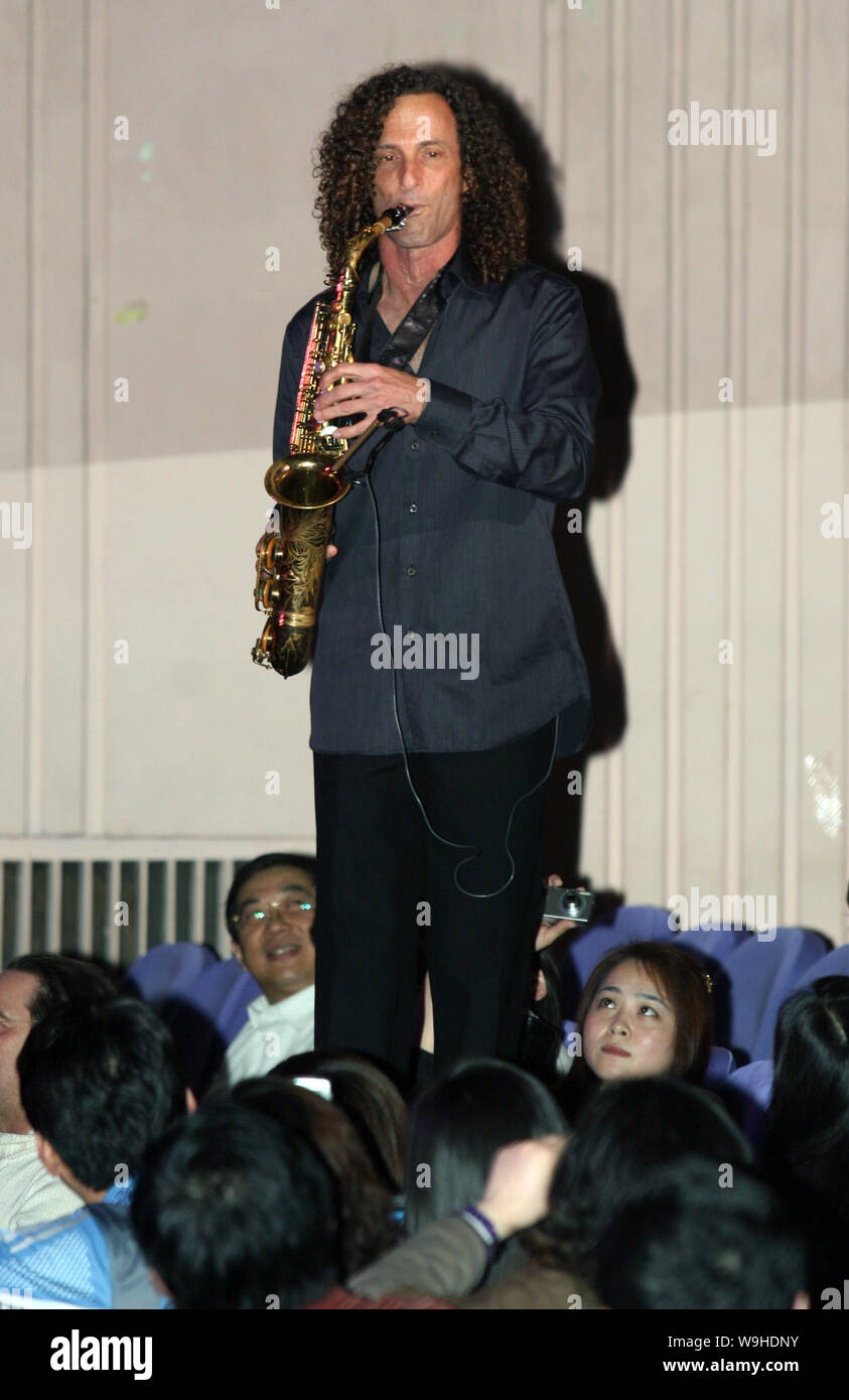 Famous saxophonist Kenny G performs amidst audience during his China ...