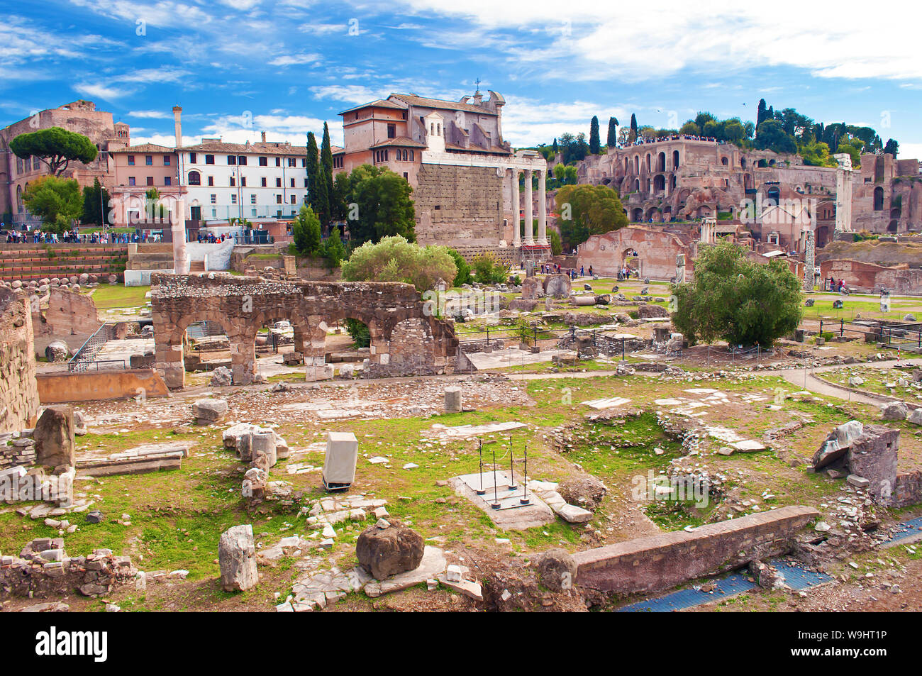 Digging Caesar's Forum: three thousand years of daily life in Rome