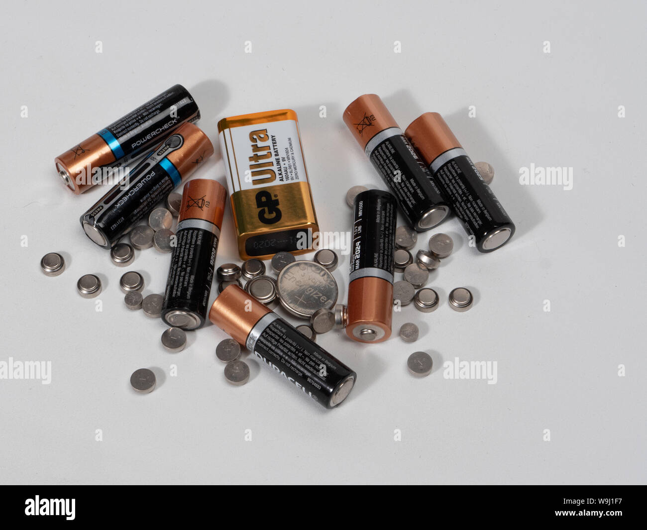 Batteries hi-res stock photography and images - Alamy