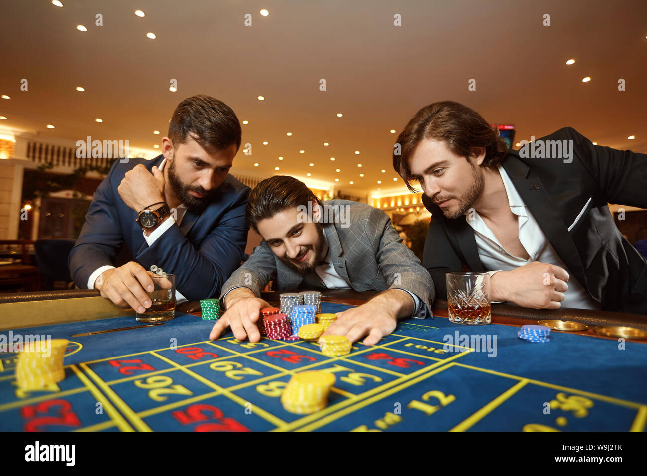 Gambler hi-res stock photography and images - Alamy