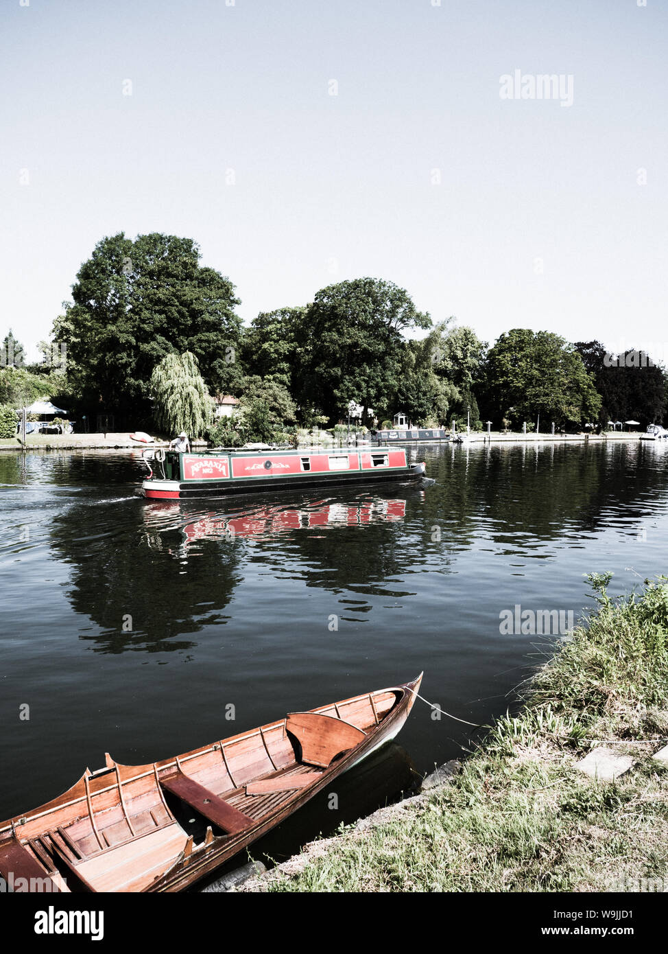 Traditional Boat, and Narrow Boat, Thames National Path, River Thames
