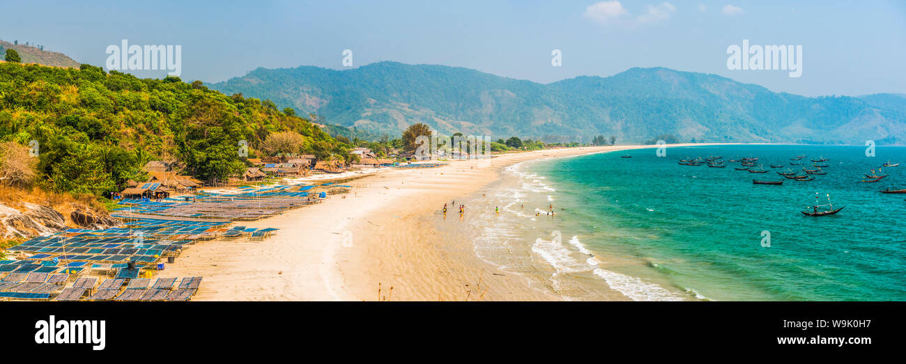 Tizit Beach and fishing boats, Dawei Peninsula, Tanintharyi Region, Myanmar (Burma), Asia Stock Photo