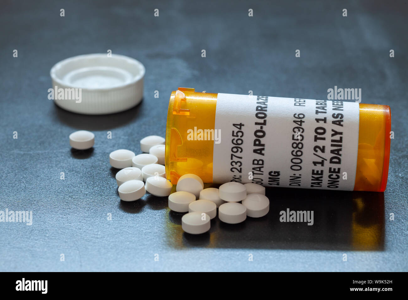 generic drug of lorazepam