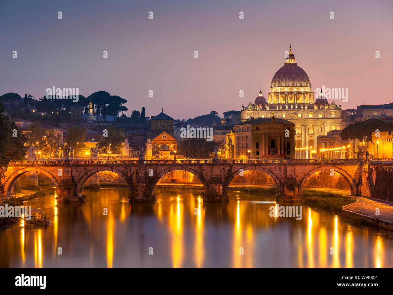 Pont Sant'Angelo and St. Peters Basilica, UNESCO World Heritage Site, Vatican City, Rome, Lazio, Italy, Europe Stock Photo