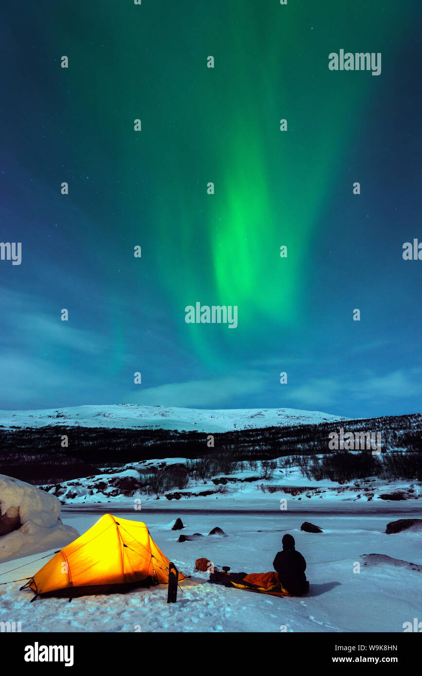 Aurora borealis (Northern lights) and winter camping on Kungsleden (The