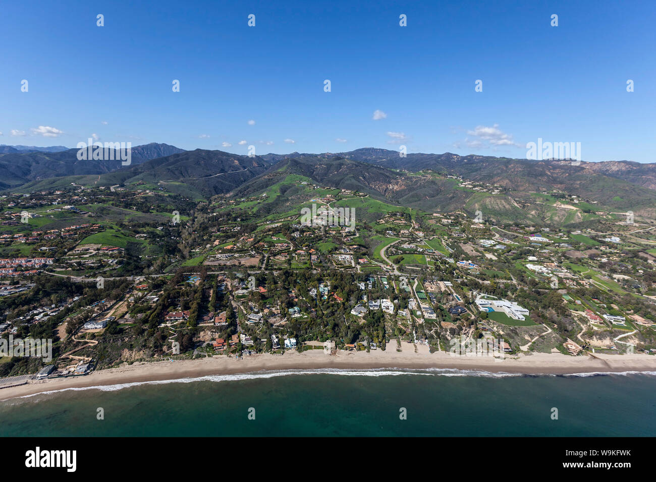 Aerial view of large pacific ocean view homes and estates near Los