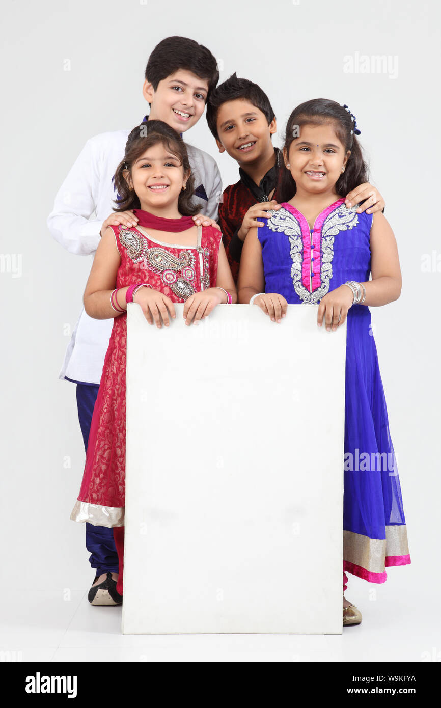 Group children blank banner hi-res stock photography and images - Alamy