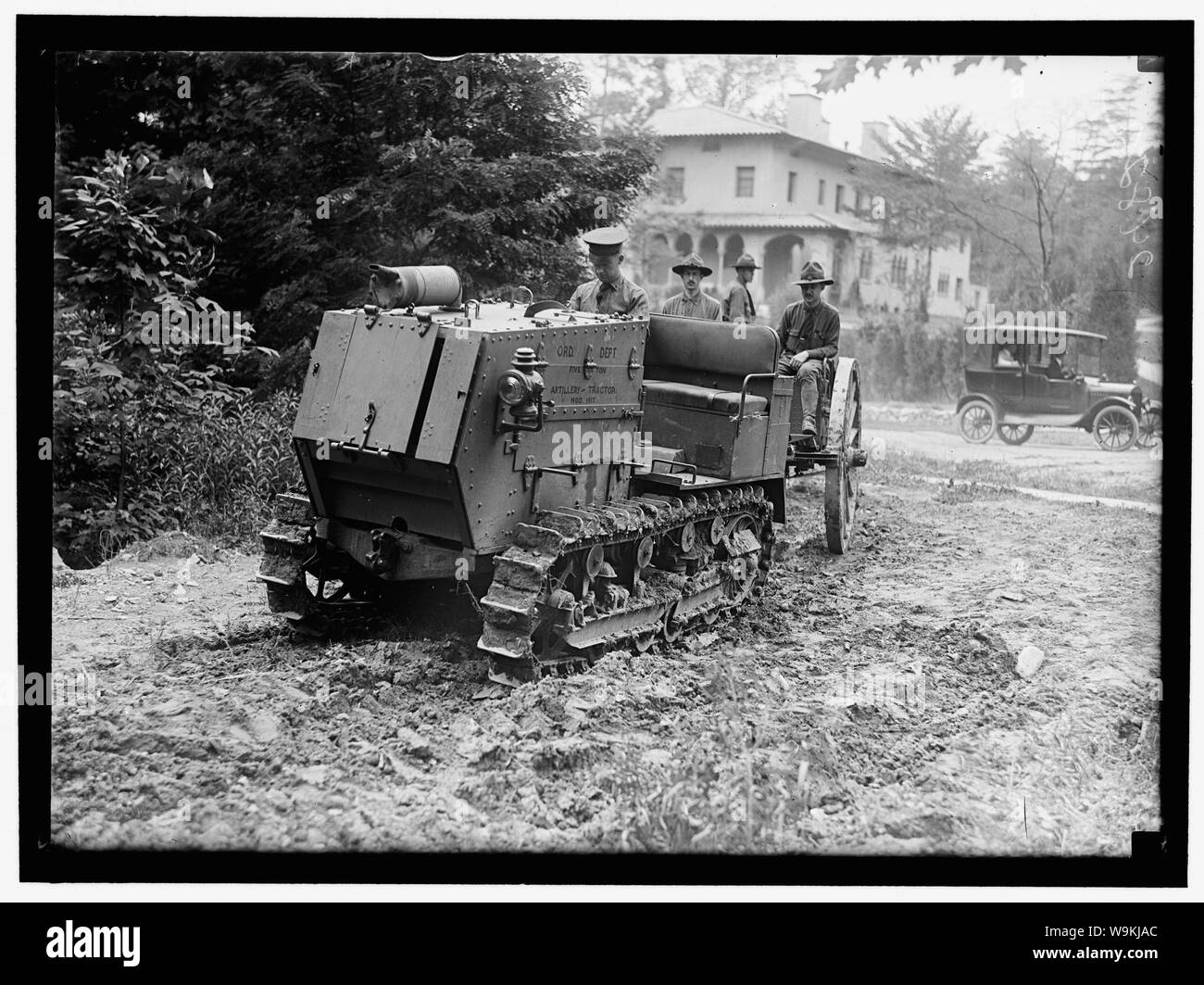 ARMY, U.S. ARTILLERY TRACTOR Stock Photo Alamy
