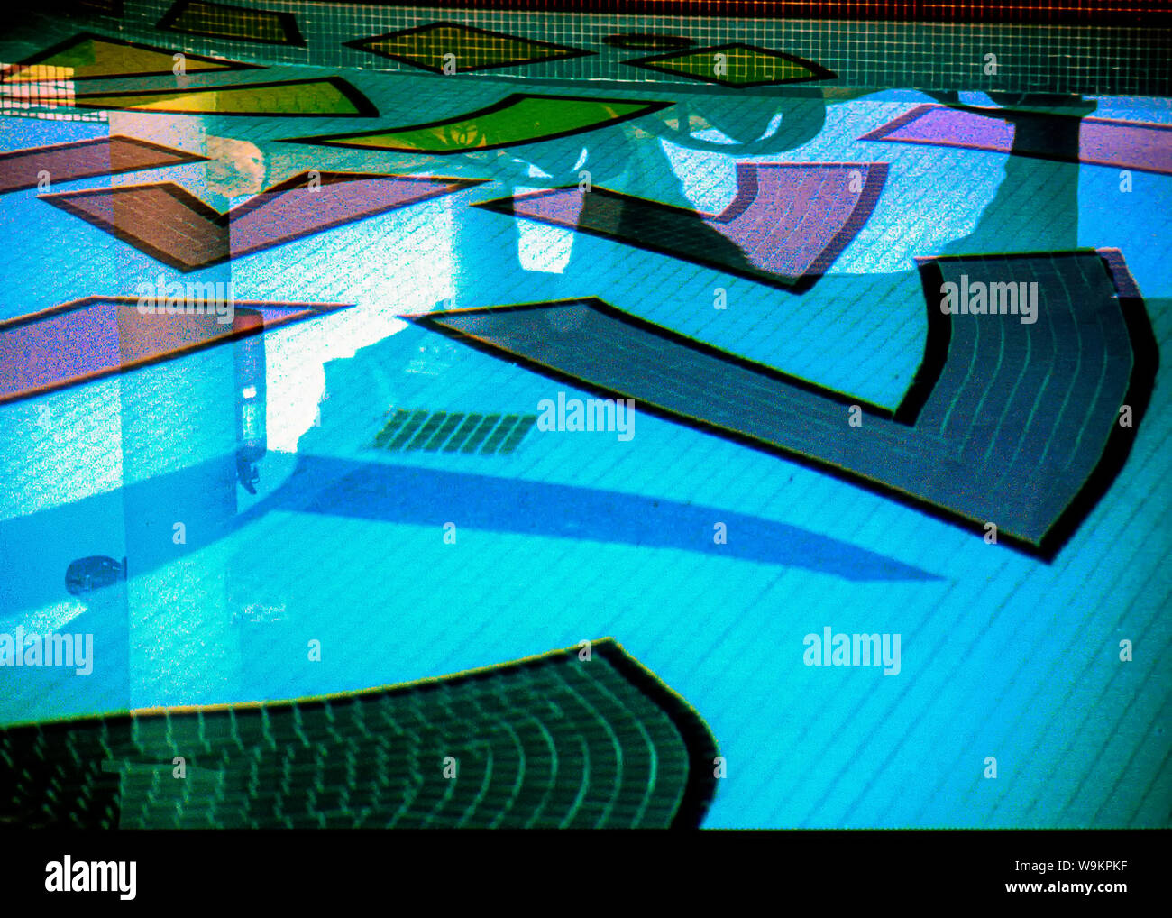 Bottom designs hi-res stock photography and images - Alamy