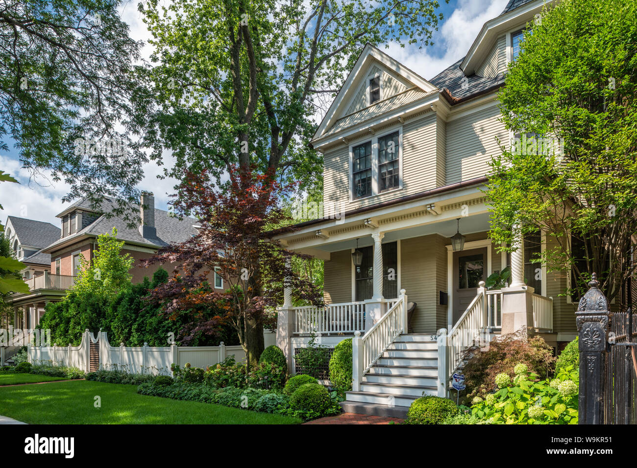 Houses in the Lakewood Balmoral neighborhood Stock Photo Alamy