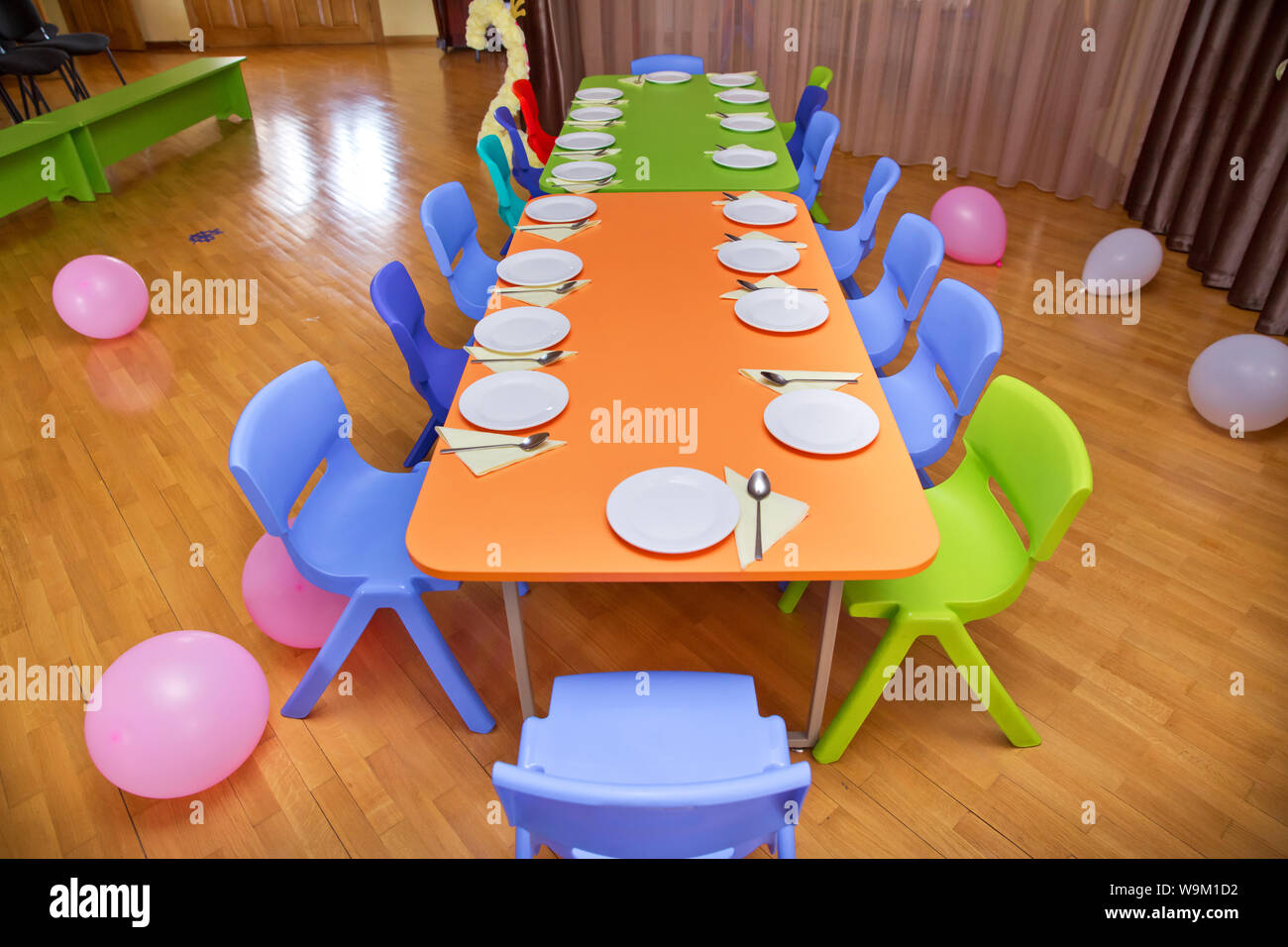 nursery table and chairs